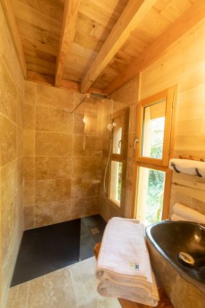 Cabane perchée «Nessie» en Bretagne avec spa